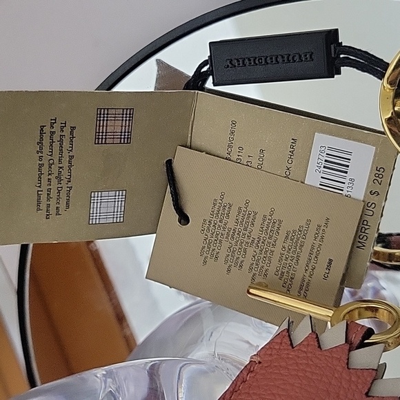 NWT BURBERRY PALLAS HEAD LOCK CHARM BUNDLE - Picture 7 of 8